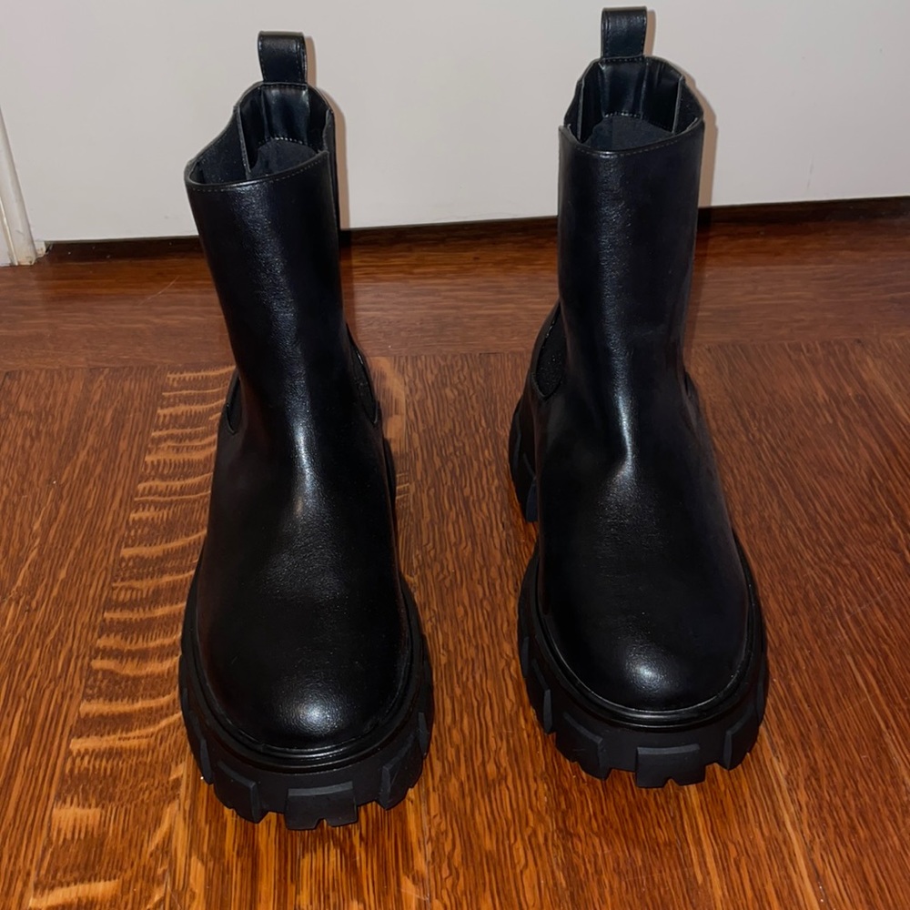 Lug sole bootie